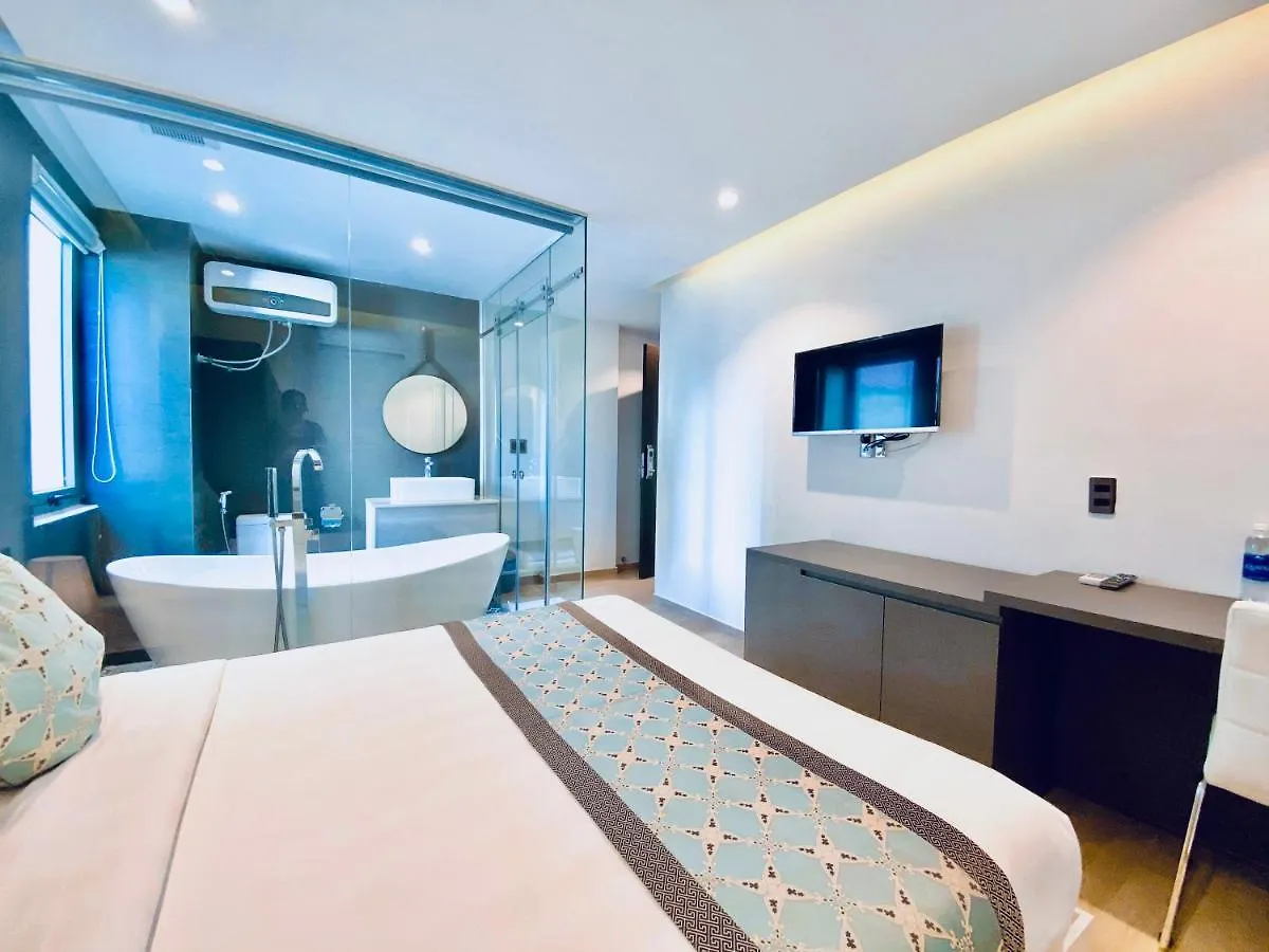 Vyan Beach House Da Nang 3*,